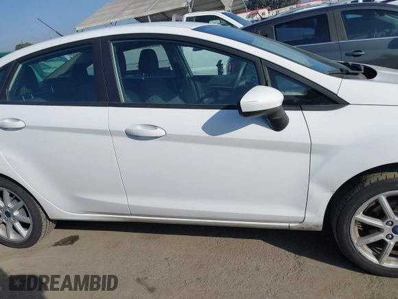 2019 Ford Fiesta SE with VIN 3FADP4BJXKM134062, listed as a IAAI auction lot 41179557 with 81,213 mi miles. Bid and sale history available at carsss.com. Image 14.