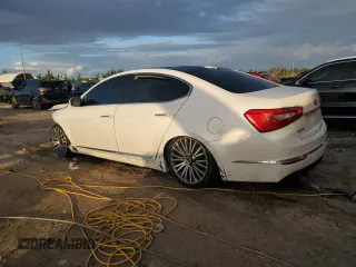2015 Kia Cadenza Premium with VIN KNALN4D76F5169638, listed as a Copart auction lot 76815524 with 67,611 mi miles and Salvage Title. Bid and sale history available at carsss.com. Image 2.