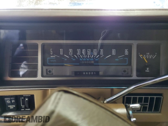 1986 Oldsmobile Cutlass z VIN 2G3AJ19R6G9345283, wystawiony jako Copart lot #41680155 z przebiegiem 30 900 mil mil oraz Tytuł czysty. Historia ofert i sprzedaży dostępna na DreamBid. Obrazek 9.