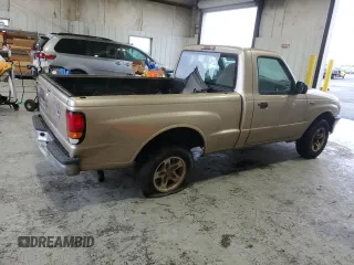 2000 Mazda B-Series 2WD Truck SX with VIN 4F4YR12C1YTM19515, listed as a Copart auction lot 82472574 with 357,701 mi miles and Clean Title. Bid and sale history available at carsss.com. Image 3.