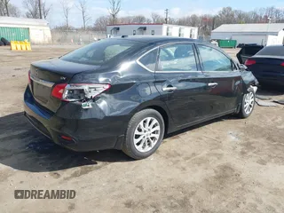 2019 Nissan Sentra SV z VIN 3N1AB7APXKY326869, wystawiony jako IAAI lot #41905231 z przebiegiem 66 895 mil mil oraz . Historia ofert i sprzedaży dostępna na DreamBid. Obrazek 4.