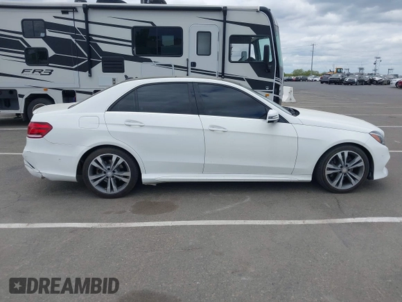2015 Mercedes-Benz E 350 Sport with VIN WDDHF5KB1FB145337, listed as a IAAI auction lot 42137791 with 104,713 mi miles and . Bid and sale history available at DreamBid. Image 13.