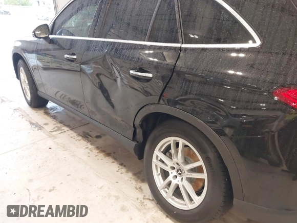 2025 Mercedes-Benz GLC with VIN W1NKM4HB8SF291642, listed as a IAAI auction lot 41397382 with 209 mi miles. Bid and sale history available at carsss.com. Image 6.
