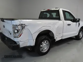 2022 Ford F-150 XL with VIN 1FTMF1CB4NKD23966, listed as a Copart auction lot 62537415 with 80,836 mi miles and Salvage title. Bid and sale history available at DreamBid. Image 3.