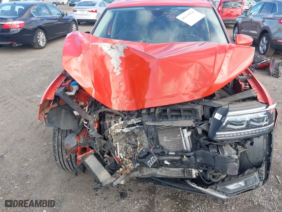 2019 Volkswagen Tiguan SEL Premium with VIN 3VV4B7AX9KM068380, listed as a IAAI auction lot 41640535 with 54,131 mi miles. Bid and sale history available at carsss.com. Image 12.