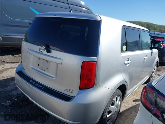 2008 Scion xB with VIN JTLKE50E581006678, listed as a IAAI auction lot 42102508 with 170,982 mi miles. Bid and sale history available at carsss.com. Image 4.