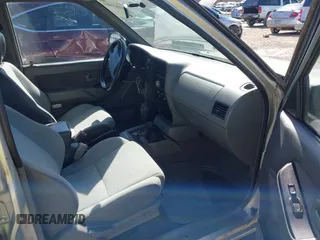 1995 Isuzu Rodeo z VIN 4S2CM58V4S4363500, wystawiony jako IAAI lot #41821801 z przebiegiem 94 480 mil mil oraz . Historia ofert i sprzedaży dostępna na DreamBid. Obrazek 5.