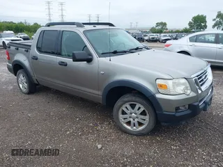 2008 Ford Explorer Sport Trac XLT z VIN 1FMEU51888UA37406, wystawiony jako IAAI lot #42315860 z przebiegiem 151 286 mil mil oraz . Historia ofert i sprzedaży dostępna na DreamBid. Obrazek 1.