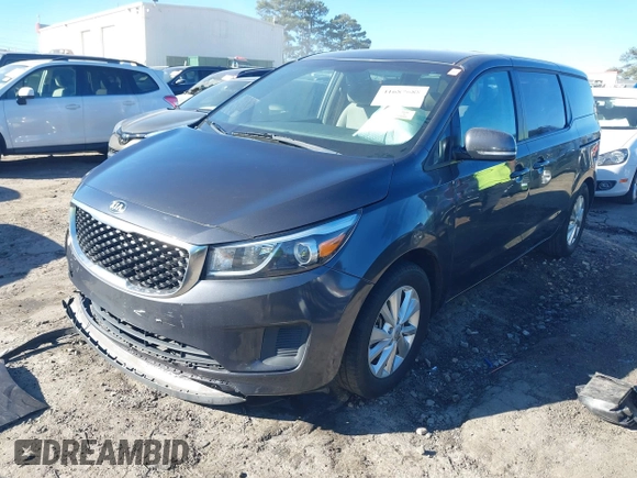 2018 Kia Sedona LX with VIN KNDMB5C18J6363478, listed as a IAAI auction lot 41687688 with 119,700 mi miles. Bid and sale history available at carsss.com. Image 2.