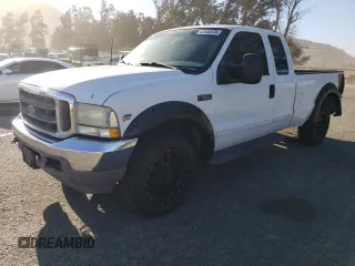2002 Ford F-250 XL with VIN 1FTNX20L32ED10043, listed as a Copart auction lot 82608574 with 150,324 mi miles and Salvage title. Bid and sale history available at DreamBid. Image 1.