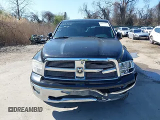 2009 Dodge 1500 Laramie z VIN 1D3HV13T09S758249, wystawiony jako IAAI lot #41923451 z przebiegiem 238 116 mil mil oraz . Historia ofert i sprzedaży dostępna na DreamBid. Obrazek 12.
