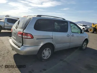 2002 Toyota Sienna LE with VIN 4T3ZF13C12U501575, listed as a Copart auction lot 49930145 with 247,327 mi miles and Clean Title. Bid and sale history available at carsss.com. Image 3.