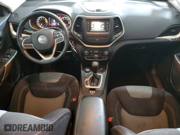 2017 Jeep Cherokee Altitude с VIN 1C4PJMAS0HW605681, выставлен на аукционе Copart как лот 41927415 с пробегом 82 797 миль миль и Списание • Salvage title. История ставок и продаж доступна на DreamBid. Изображение 8.
