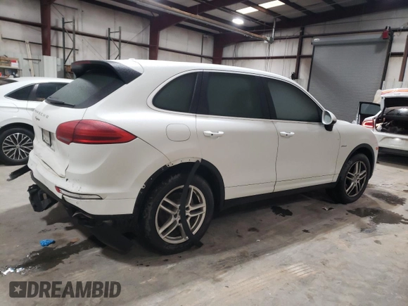 2015 Porsche Cayenne Diesel with VIN WP1AF2A25FLA40868, listed as a Copart auction lot 45514345 with 58,735 mi miles and Salvage title. Bid and sale history available at DreamBid. Image 3.