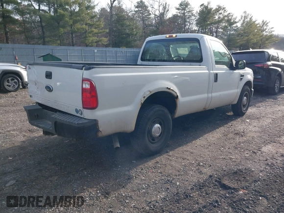 2008 Ford F-250 XL z VIN 1FTNF20598EE50997, wystawiony jako IAAI lot #41509936 z przebiegiem 116 485 mil mil oraz . Historia ofert i sprzedaży dostępna na DreamBid. Obrazek 4.