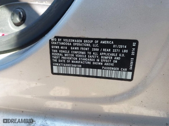 2014 Volkswagen Passat Wolfsburg Ed with VIN 1VWAT7A33EC069166, listed as a IAAI auction lot 41789666 with 226,161 mi miles. Bid and sale history available at carsss.com. Image 9.