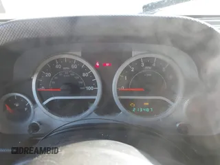 2008 Jeep Wrangler Unlimited Rubicon with VIN 1J4GA69198L615547, listed as a IAAI auction lot 41351138 with 213,487 mi miles and . Bid and sale history available at DreamBid. Image 7.