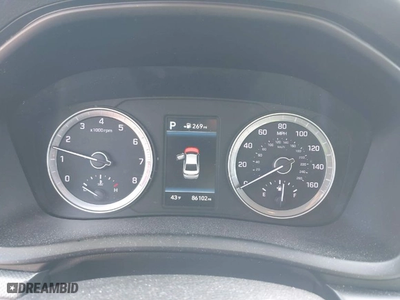 2019 Hyundai Sonata Sport with VIN 5NPE34AF1KH793452, listed as a IAAI auction lot 41924239 with 86,102 mi miles. Bid and sale history available at carsss.com. Image 7.