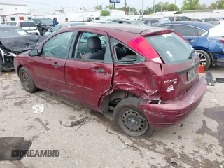 2007 Ford Focus S with VIN 1FAHP37N67W207135, listed as a IAAI auction lot 41902551 with 191,560 mi miles and . Bid and sale history available at carsss.com. Image 3.