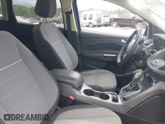 2014 Ford Escape SE с VIN 1FMCU0GX0EUB38394, выставлен на аукционе IAAI как лот 42470298 с пробегом 136 824 миль миль и . История ставок и продаж доступна на DreamBid. Изображение 5.