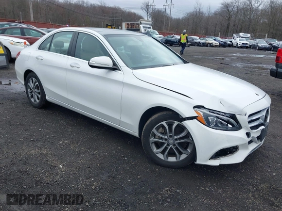 2015 Mercedes-Benz C-Class C 300 Luxury with VIN 55SWF4KBXFU052095, listed as a IAAI auction lot 41792142 with 104,177 mi miles. Bid and sale history available at carsss.com. Image 1.