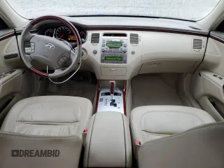 2006 Hyundai Azera SE with VIN KMHFC46F96A061818, listed as a Copart auction lot 44084205 with 83,779 mi miles and Salvage title. Bid and sale history available at DreamBid. Image 8.