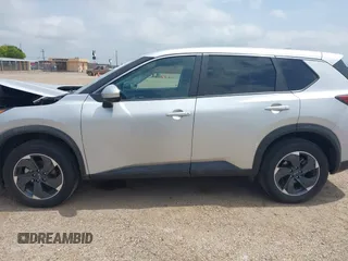 2024 Nissan Rogue SV with VIN 5N1BT3BA8RC677554, listed as a IAAI auction lot 42133131 with 33,526 mi miles and . Bid and sale history available at carsss.com. Image 15.