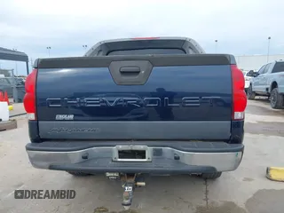 2004 Chevrolet Avalanche Z66 with VIN 3GNEC12T94G305421, listed as a IAAI auction lot 41340213 with 270,143 mi miles and . Bid and sale history available at DreamBid. Image 16.