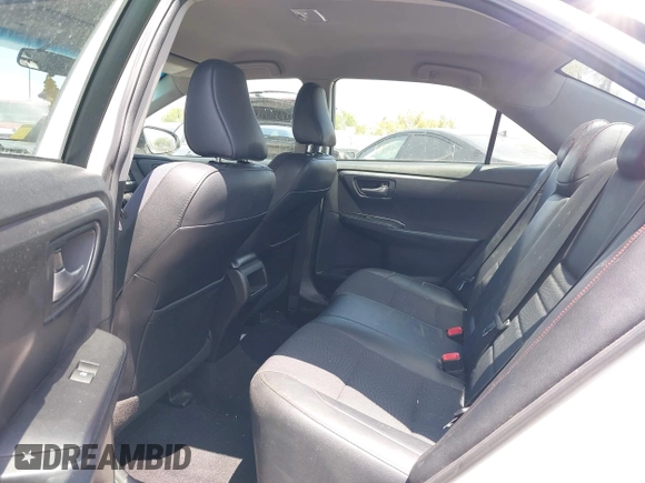 2017 Toyota Camry XLE z VIN 4T1BF1FK4HU377694, wystawiony jako IAAI lot #42375026 z przebiegiem 107 760 mil mil oraz . Historia ofert i sprzedaży dostępna na DreamBid. Obrazek 8.