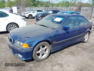 1999 BMW 3 Series с VIN WBACG8339XKC85437, выставлен на аукционе IAAI как лот 42288974 с пробегом 107 475 миль миль и . История ставок и продаж доступна на DreamBid. Изображение 2.