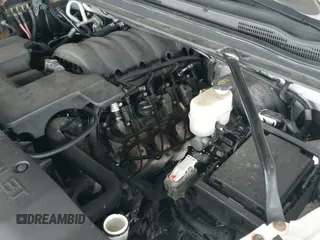 2015 Chevrolet Suburban LT with VIN 1GNSCJKC0FR104562, listed as a IAAI auction lot 42806992 with 178,433 mi miles and . Bid and sale history available at DreamBid. Image 20.