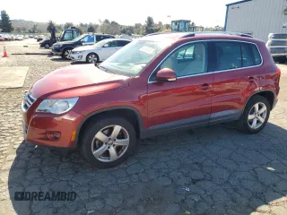 2010 Volkswagen Tiguan with VIN WVGAV9AX4AW003953, listed as a Copart auction lot 48369585 with 108,467 mi miles and Salvage Title. Bid and sale history available at DreamBid. Image 1.