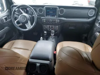 2023 Jeep Wrangler Sahara z VIN 1C4JJXP62PW553101, wystawiony jako Copart lot #56935165 z przebiegiem 28 157 mil mil oraz Szkoda całkowita • Salvage title. Historia ofert i sprzedaży dostępna na DreamBid. Obrazek 8.