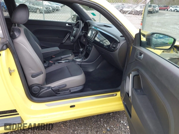 2015 Volkswagen Beetle Fleet Edition с VIN 3VWF17AT6FM655081, выставлен на аукционе IAAI как лот 41623719 с пробегом 78 955 миль миль и . История ставок и продаж доступна на DreamBid. Изображение 5.