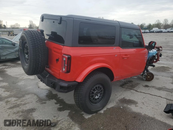 2023 Ford Bronco z VIN 1FMDE5AHXPLC15412, wystawiony jako Copart lot #50881875 z przebiegiem 437 mil mil oraz Szkoda całkowita • Salvage title. Historia ofert i sprzedaży dostępna na DreamBid. Obrazek 3.