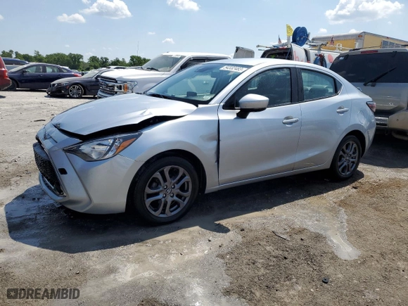 2019 Toyota Yaris Sedan L with VIN 3MYDLBYV6KY501358, listed as a Copart auction lot 54332483 with 38,426 mi miles. Bid and sale history available at carsss.com. Image 1.