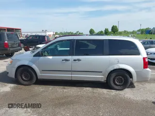 2008 Dodge Grand Caravan SE with VIN 1D8HN44H68B100343, listed as a IAAI auction lot 42126581 with 228,669 mi miles and . Bid and sale history available at DreamBid. Image 14.