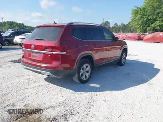 2018 Volkswagen Atlas SE with VIN 1V2DR2CA5JC521950, listed as a IAAI auction lot 42057467 with 99,750 mi miles and . Bid and sale history available at DreamBid. Image 4.