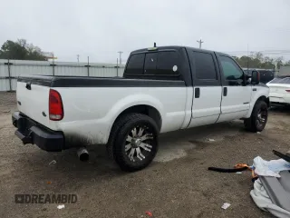 2001 Ford Super Duty F-250 XL with VIN 3FTNW20F81MA08379, listed as a Copart auction lot 80367514 with 206,882 mi miles and Salvage Title. Bid and sale history available at carsss.com. Image 3.
