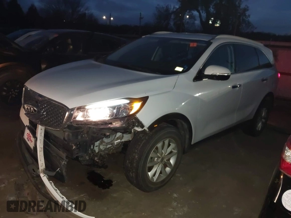 2018 Kia Sorento LX with VIN 5XYPG4A33JG346937, listed as a IAAI auction lot 40981792 with 80,590 mi miles. Bid and sale history available at carsss.com. Image 17.