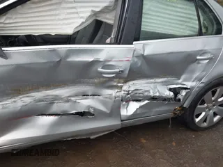 2005 Volkswagen Jetta 2.5L с VIN 3VWRF71K35M637013, выставлен на аукционе IAAI как лот 40970119 с пробегом 214 426 миль миль и . История ставок и продаж доступна на DreamBid. Изображение 6.