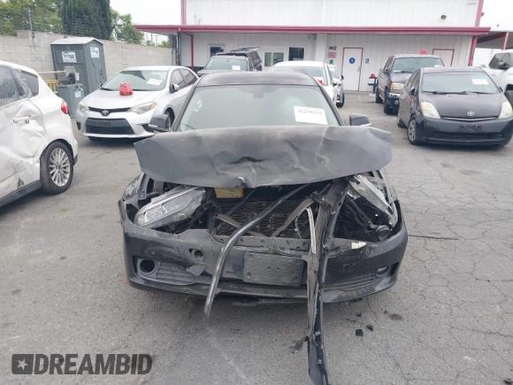 2013 BMW 3 Series 320i с VIN WBA3B1C57DK128344, выставлен на аукционе IAAI как лот 42259273 с пробегом 105 213 миль миль и . История ставок и продаж доступна на DreamBid. Изображение 12.