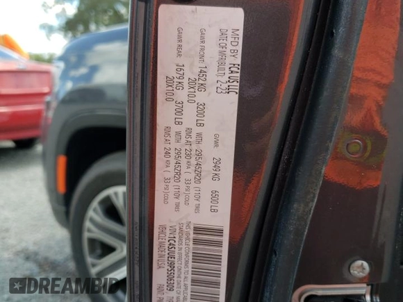 2023 Jeep Grand Wagoneer с VIN 1C4SJUEJ9PS506309, выставлен на аукционе Copart как лот 67529453 с пробегом Не указан миль и . История ставок и продаж доступна на DreamBid. Изображение 13.