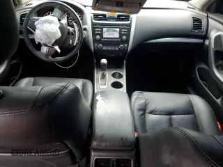2013 Nissan Altima SL with VIN 1N4BL3AP2DN588527, listed as a Copart auction lot 61138905 with 159,299 mi miles and Salvage title. Bid and sale history available at DreamBid. Image 8.