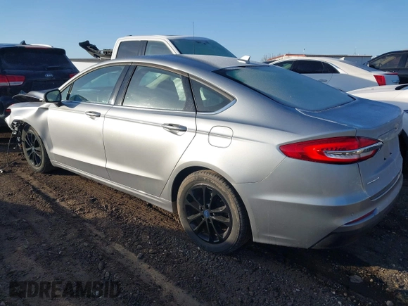 2020 Ford Fusion SE with VIN 3FA6P0HD6LR222565, listed as a IAAI auction lot 41784409 with 27,345 mi miles. Bid and sale history available at carsss.com. Image 3.