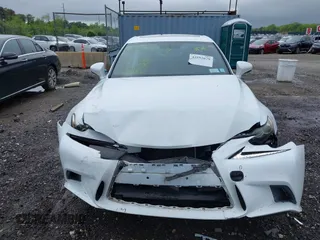 2016 Lexus IS 300/350 z VIN JTHCM1D20G5010428, wystawiony jako IAAI lot #42253079 z przebiegiem 104 880 mil mil oraz . Historia ofert i sprzedaży dostępna na DreamBid. Obrazek 12.