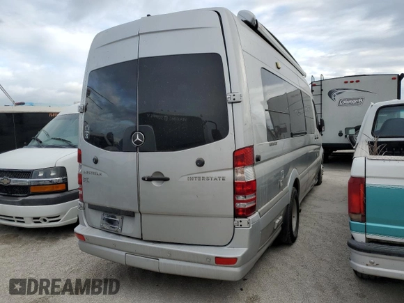 2012 Mercedes-Benz Sprinter with VIN WD3PF4CD5C5699548, listed as a Copart auction lot 76361884 with 46,471 mi miles and Salvage Title. Bid and sale history available at DreamBid. Image 3.