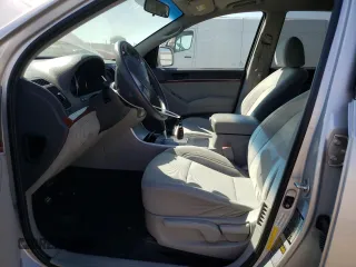 2008 Hyundai Veracruz GLS с VIN KM8NU13C48U075418, выставлен на аукционе Copart как лот 85234344 с пробегом 172 961 миль миль и На запчасти • Non repairable. История ставок и продаж доступна на DreamBid. Изображение 7.