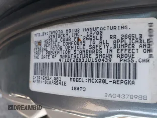 2001 Toyota Avalon XL z VIN 4T1BF28B31U150439, wystawiony jako IAAI lot #41868466 z przebiegiem 210 828 mil mil oraz . Historia ofert i sprzedaży dostępna na DreamBid. Obrazek 9.