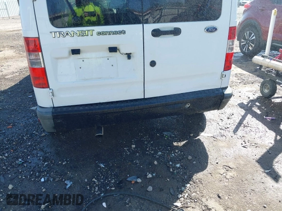 2011 Ford Transit Connect XL z VIN NM0LS7CN2BT058567, wystawiony jako IAAI lot #41971365 z przebiegiem 131 516 mil mil oraz . Historia ofert i sprzedaży dostępna na DreamBid. Obrazek 6.